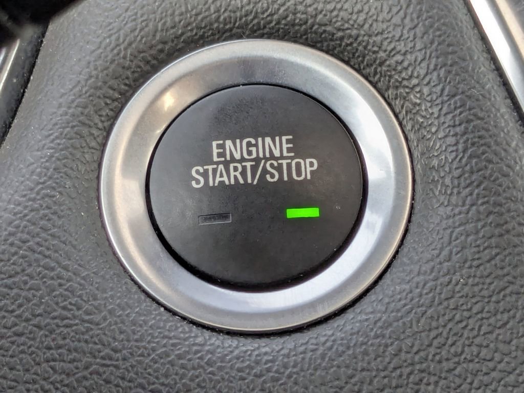 Certified 2023 Chevrolet Traverse RS image 41