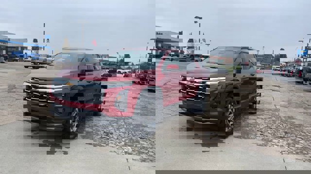 New 2026 Chevrolet Equinox LT image 4