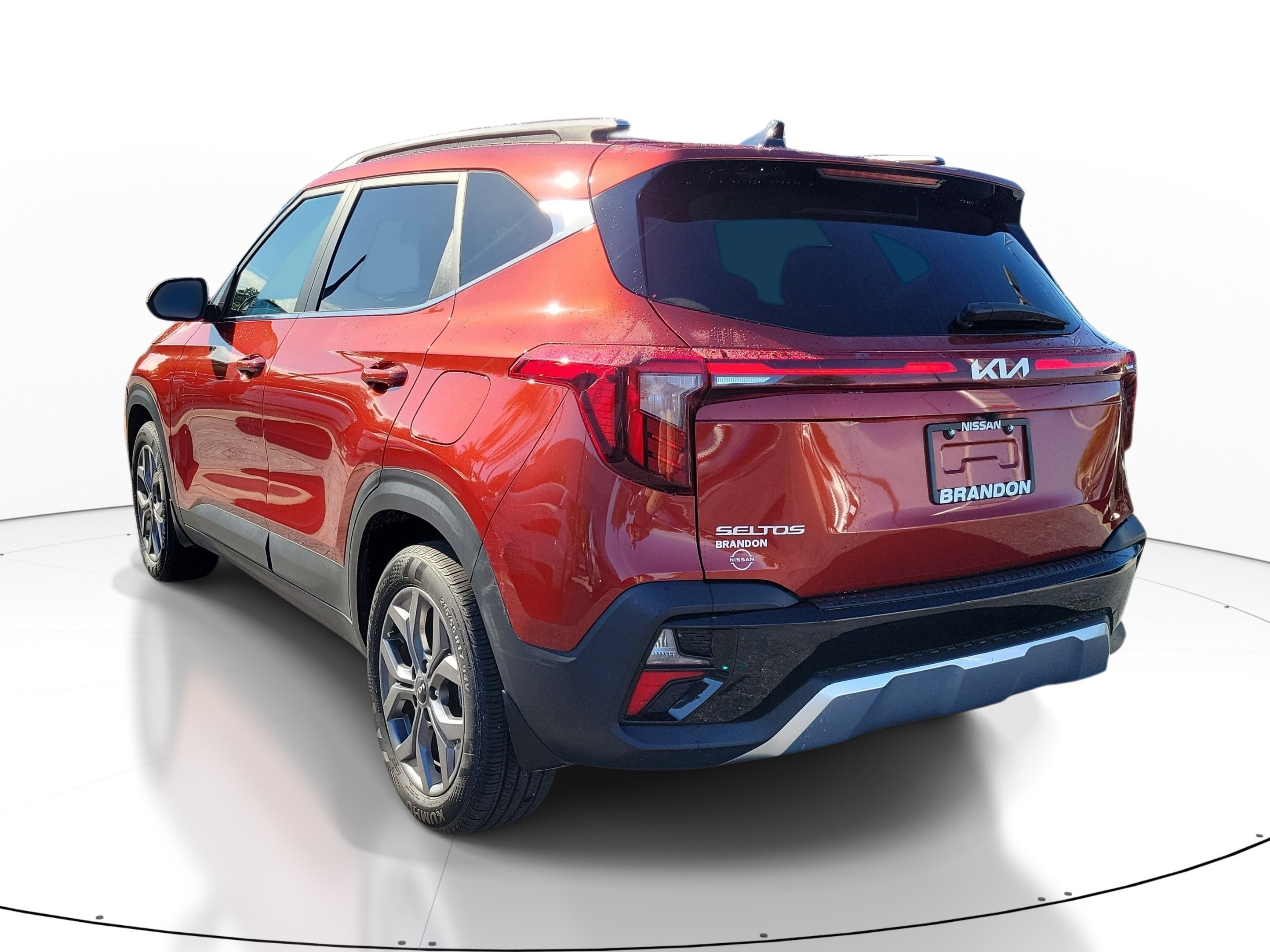 Used 2024 Kia Seltos S FWD image 5
