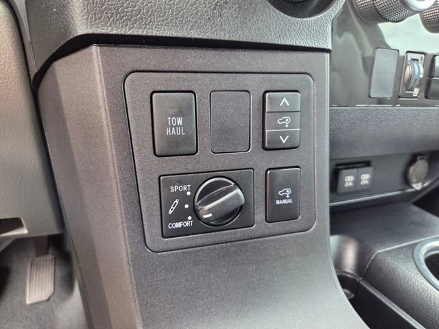 Used 2020 Toyota Sequoia Platinum RWD image 36
