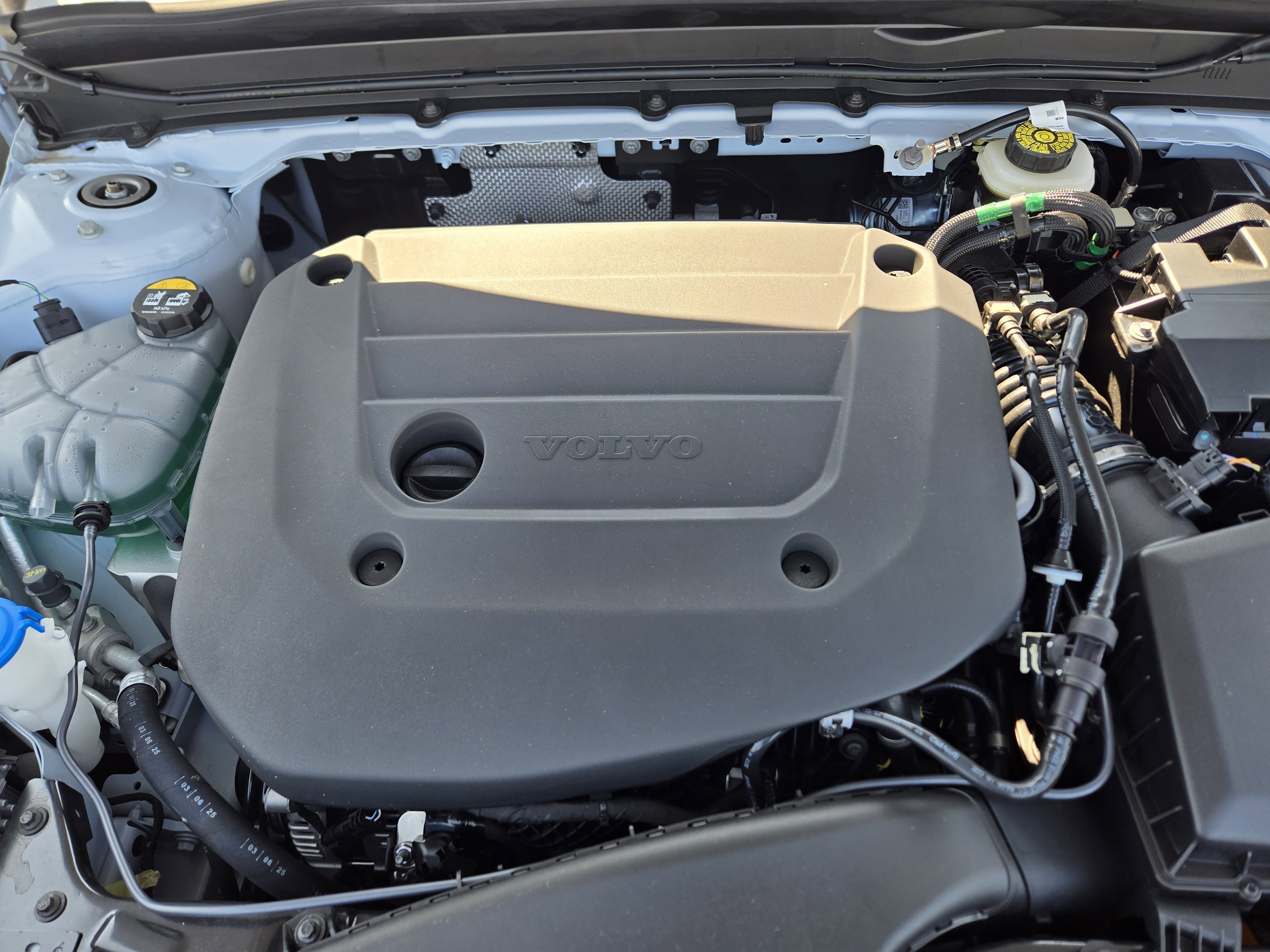 New 2026 Volvo XC40 B5 Plus w/ Protection Package Premier image 34