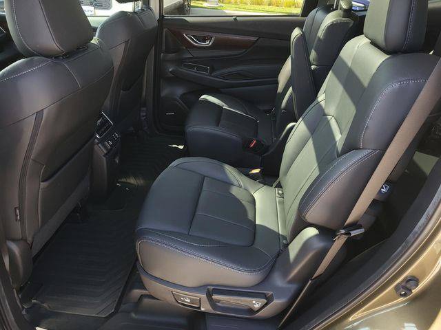 Used 2025 Subaru Ascent Touring w/ Popular Package #2 AWD/4WD image 14