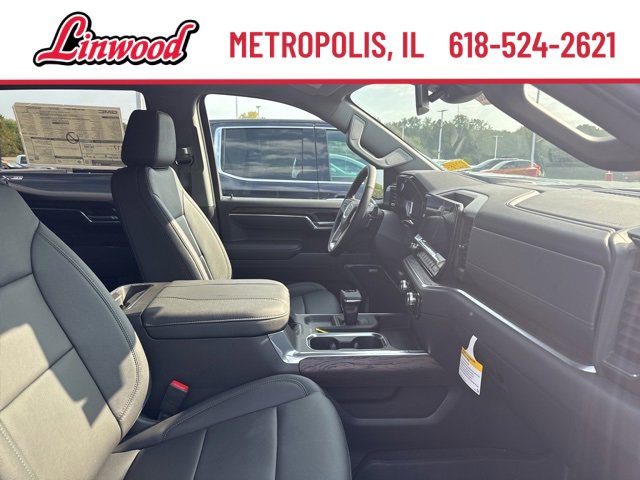 New 2026 GMC Sierra 1500 SLT w/ SLT Premium Plus Package image 11