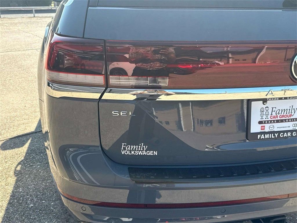 New 2026 Volkswagen Atlas SEL Premium R-Line image 8
