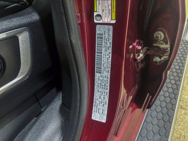 Used 2019 RAM 1500 Laramie image 31