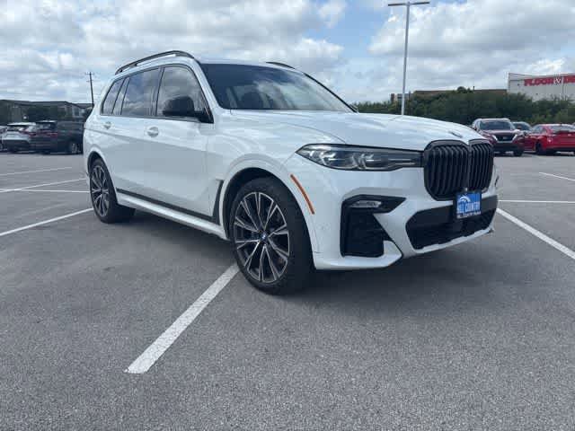 Used 2022 BMW X7 xDrive40i w/ M Sport Package AWD/4WD image 7