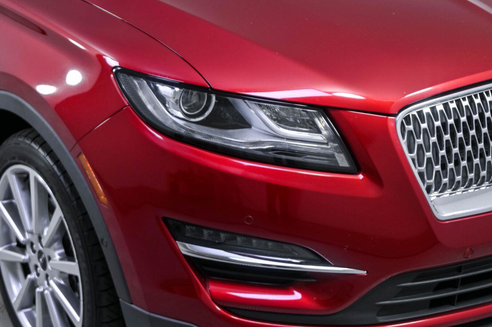 Used 2019 Lincoln MKC Reserve w/ MKC Technology Package FWD image 34