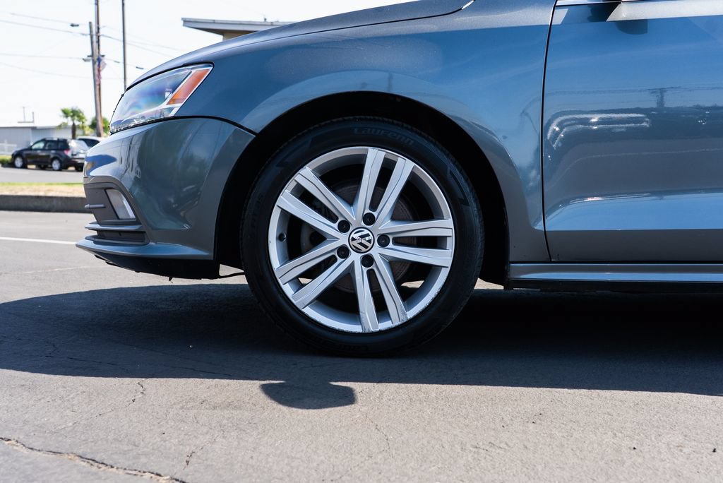 Used 2015 Volkswagen Jetta TDI SEL FWD image 7