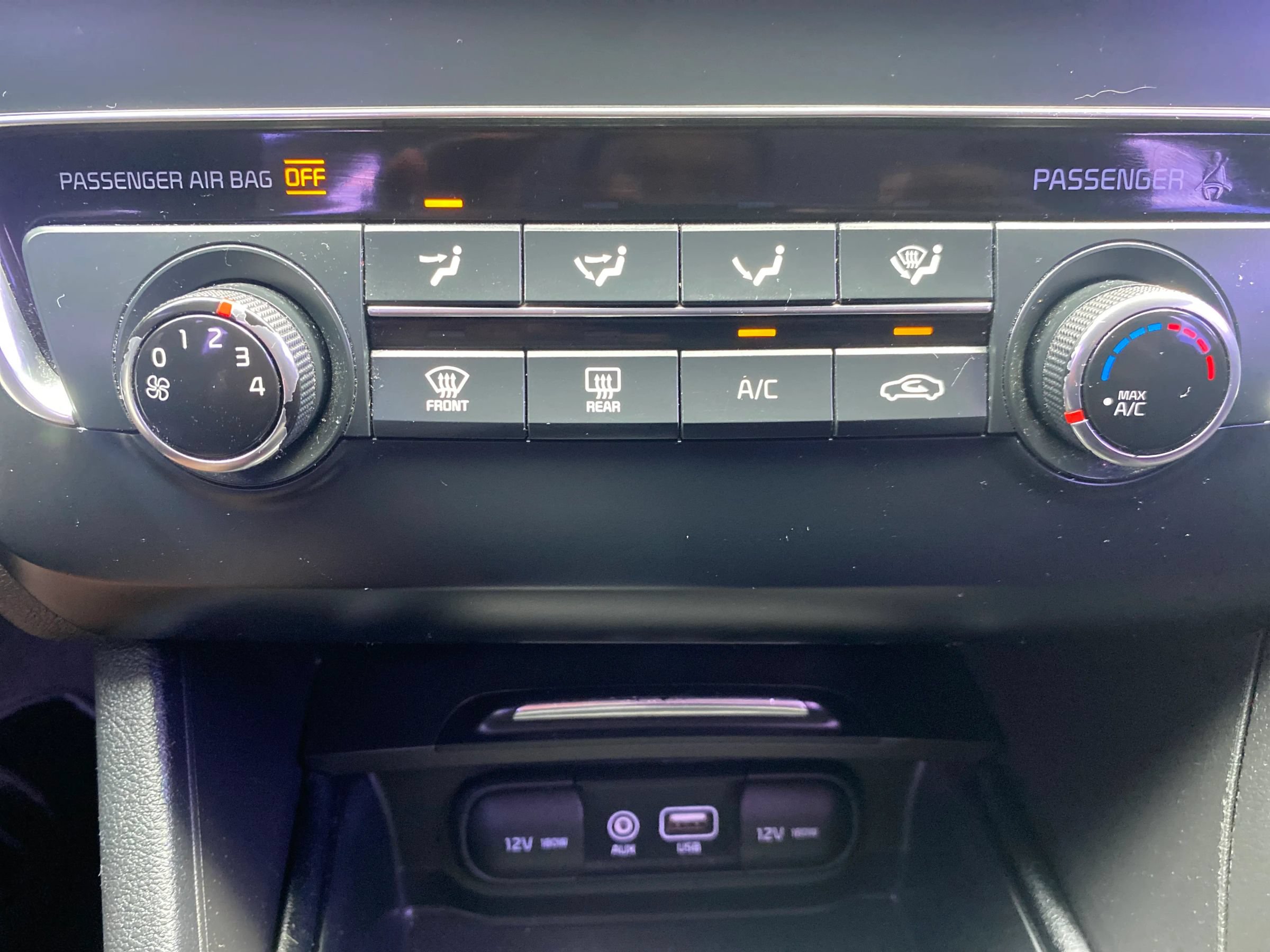 Used 2017 Kia Optima LX FWD image 12