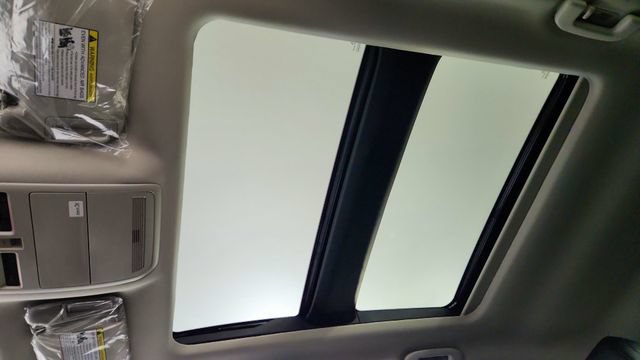 New 2026 MAZDA CX-50 AWD 2.5 Hybrid w/ Weather Package image 26