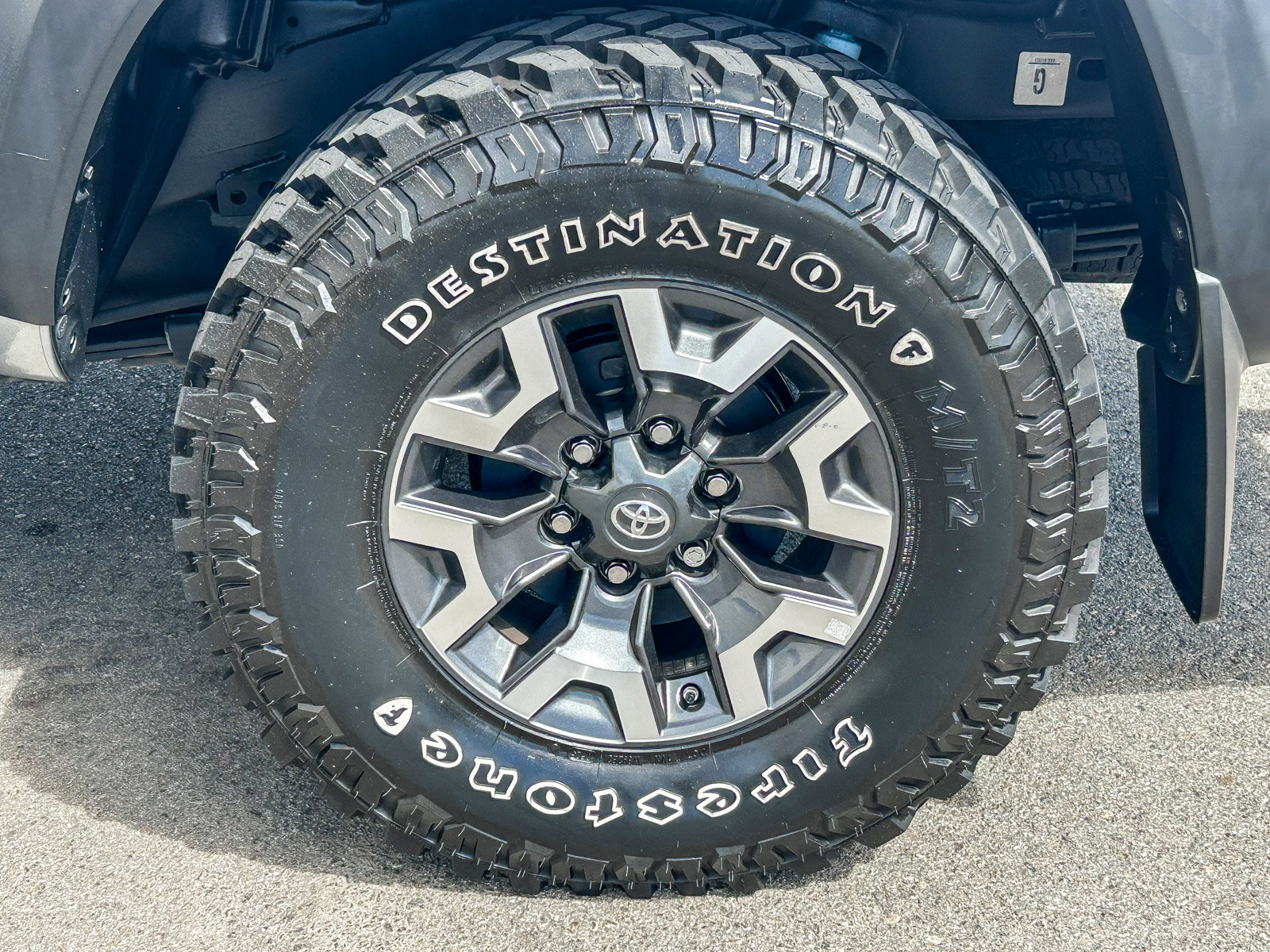 Used 2021 Toyota Tacoma TRD Off-Road w/ Technology Package image 11