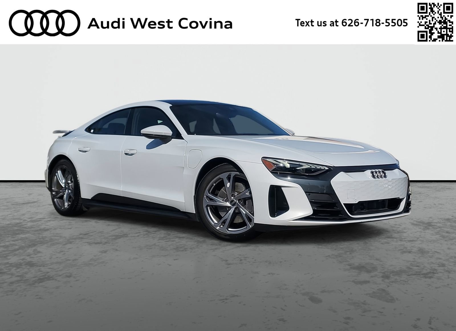 Used 2024 Audi e-tron GT Premium Plus image 1