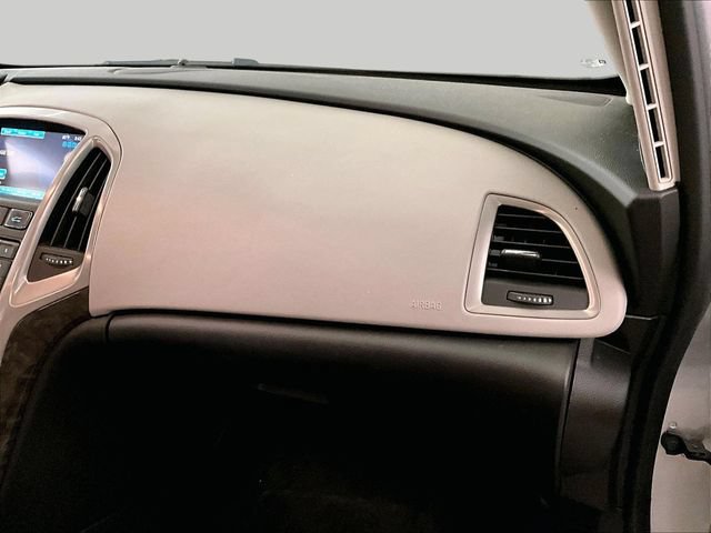 Used 2014 Buick Verano Convenience FWD image 16