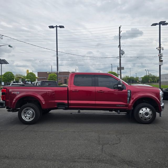 Used 2025 Ford F450 Lariat w/ Lariat Ultimate Package AWD/4WD image 2
