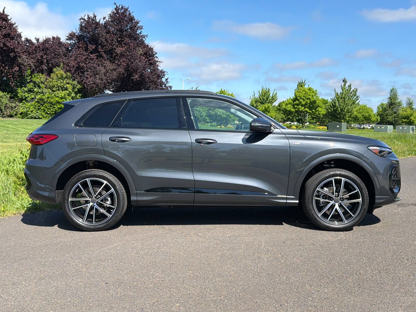 New 2026 Audi Q5 Premium AWD/4WD image 2
