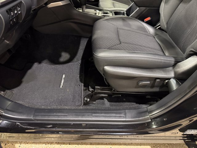 Used 2022 Subaru Forester Premium image 15