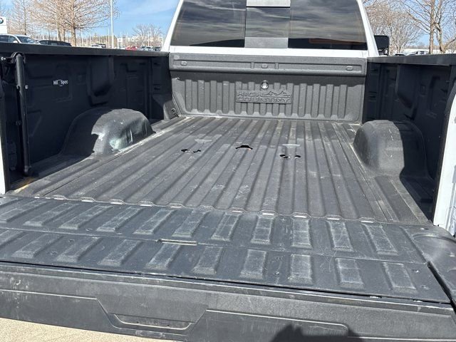 Used 2024 Chevrolet Silverado 3500 High Country w/ High Country Premium Package image 7