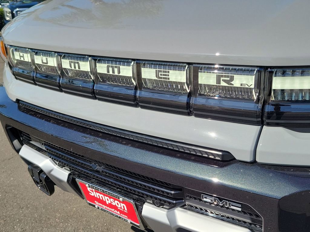 Used 2026 GMC Hummer EV SUV image 31