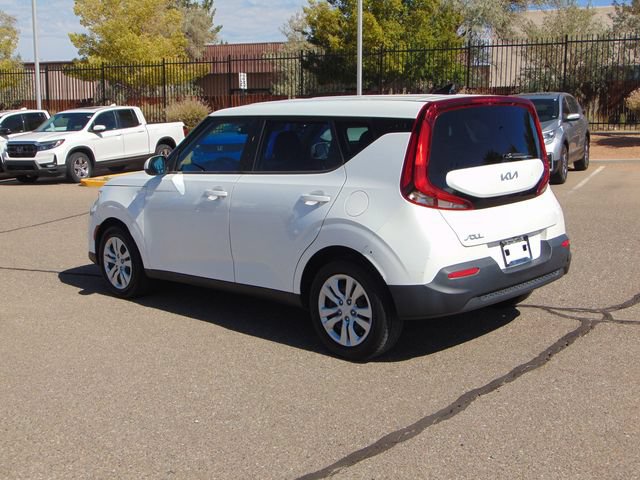 Used 2022 Kia Soul LX FWD image 6
