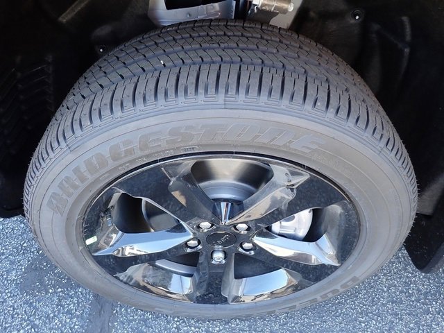 New 2025 Jeep Grand Cherokee L Altitude image 11