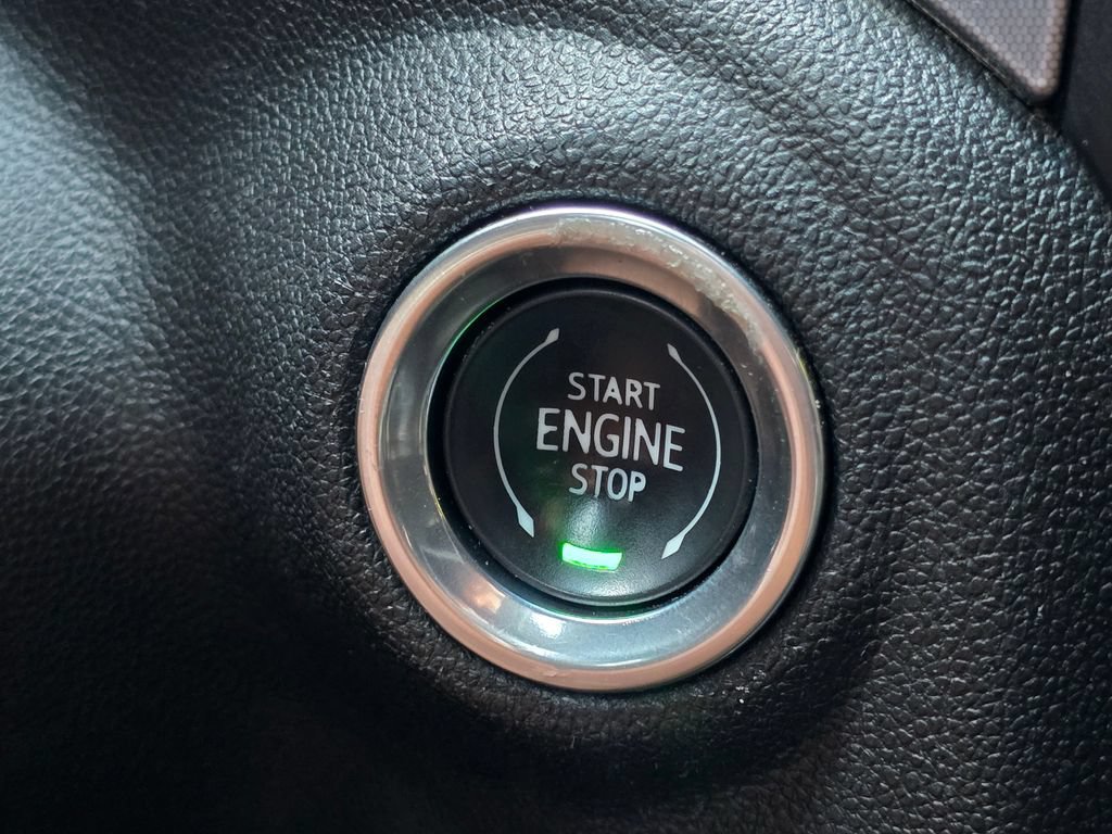 Used 2019 GMC Sierra 1500 SLT AWD/4WD image 38