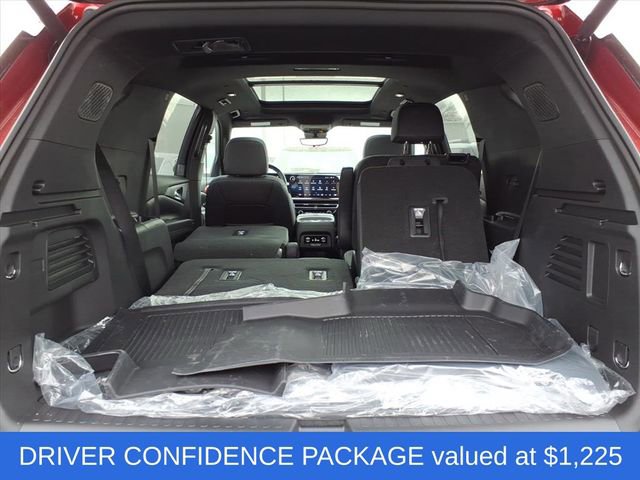 New 2026 Chevrolet Traverse Z71 w/ Enhanced Driving Package image 4