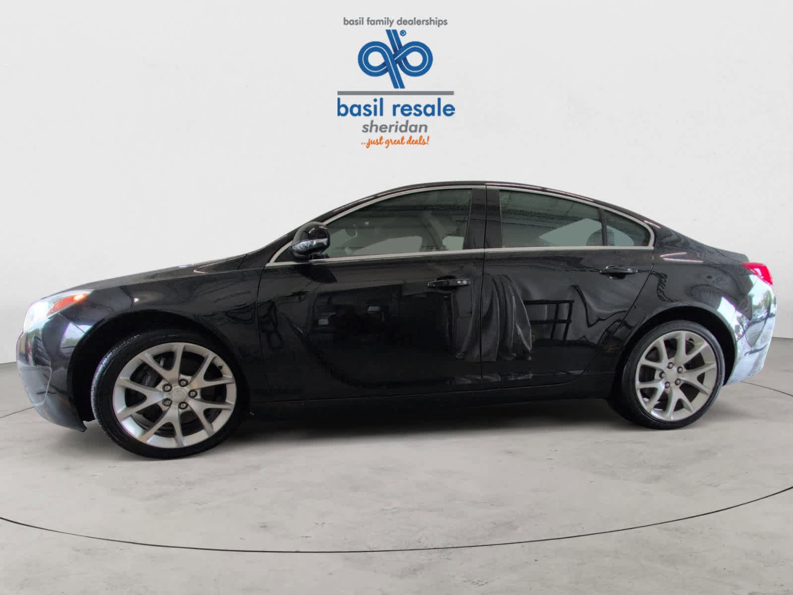 Used 2017 Buick Regal GS FWD image 3