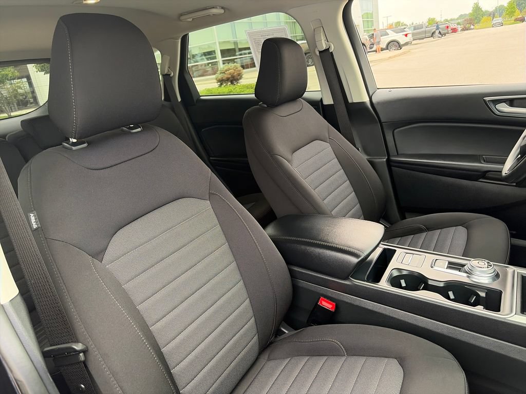 Used 2024 Ford Edge SE AWD/4WD image 12