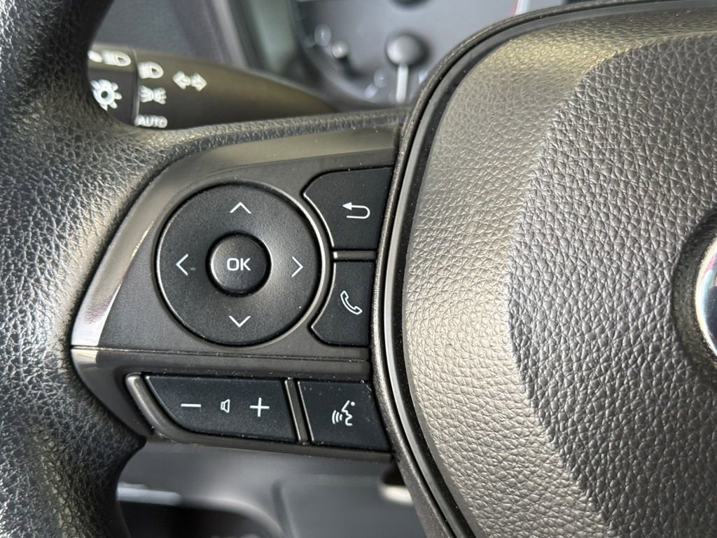 Used 2024 Toyota Corolla LE image 22