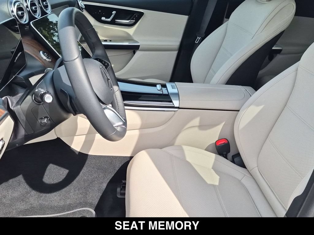 Used 2026 Mercedes-Benz GLC 300 4MATIC image 19