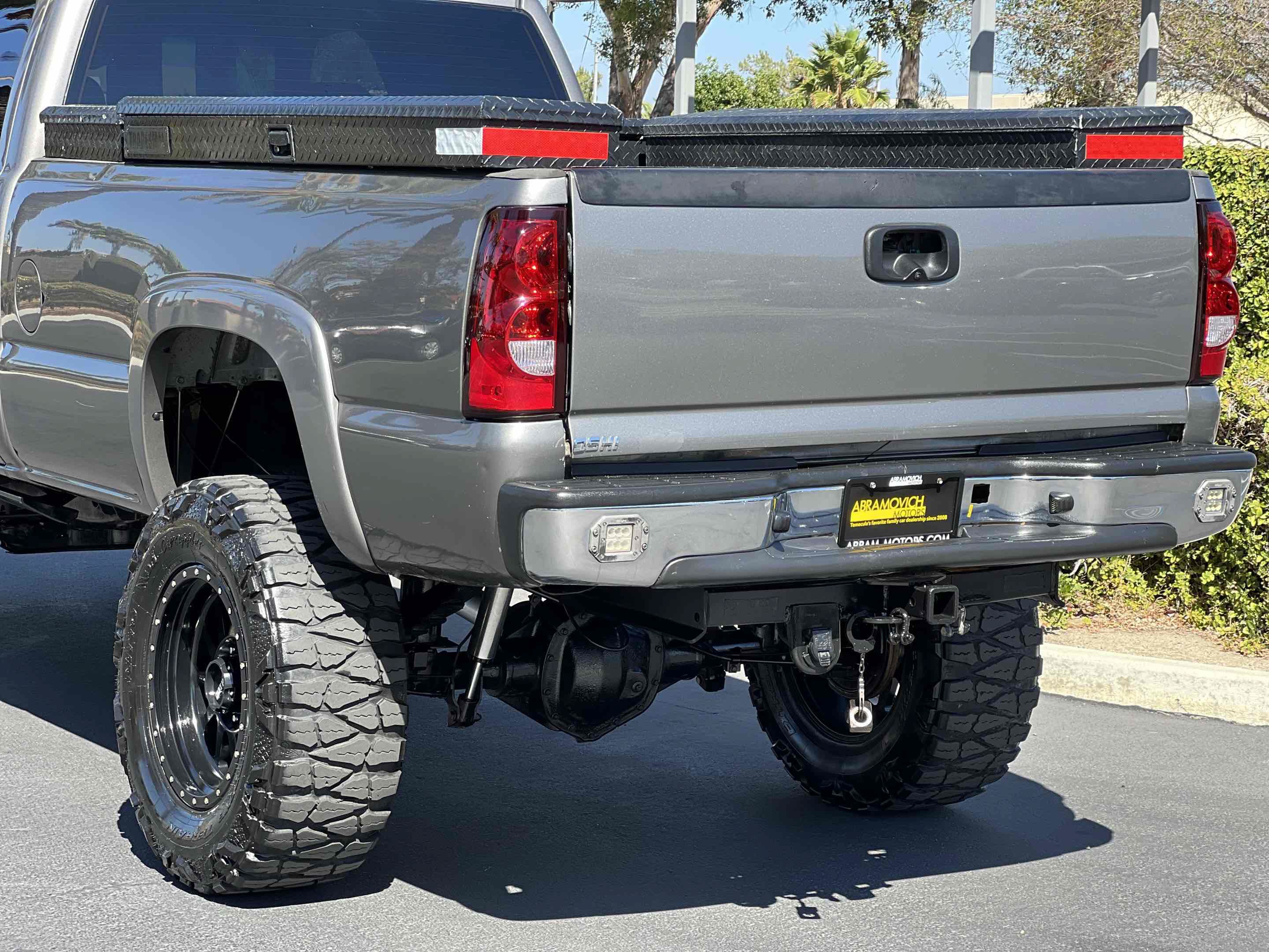 Used 2006 Chevrolet Silverado 3500 LT w/ Heavy-Duty Power Package AWD/4WD image 30