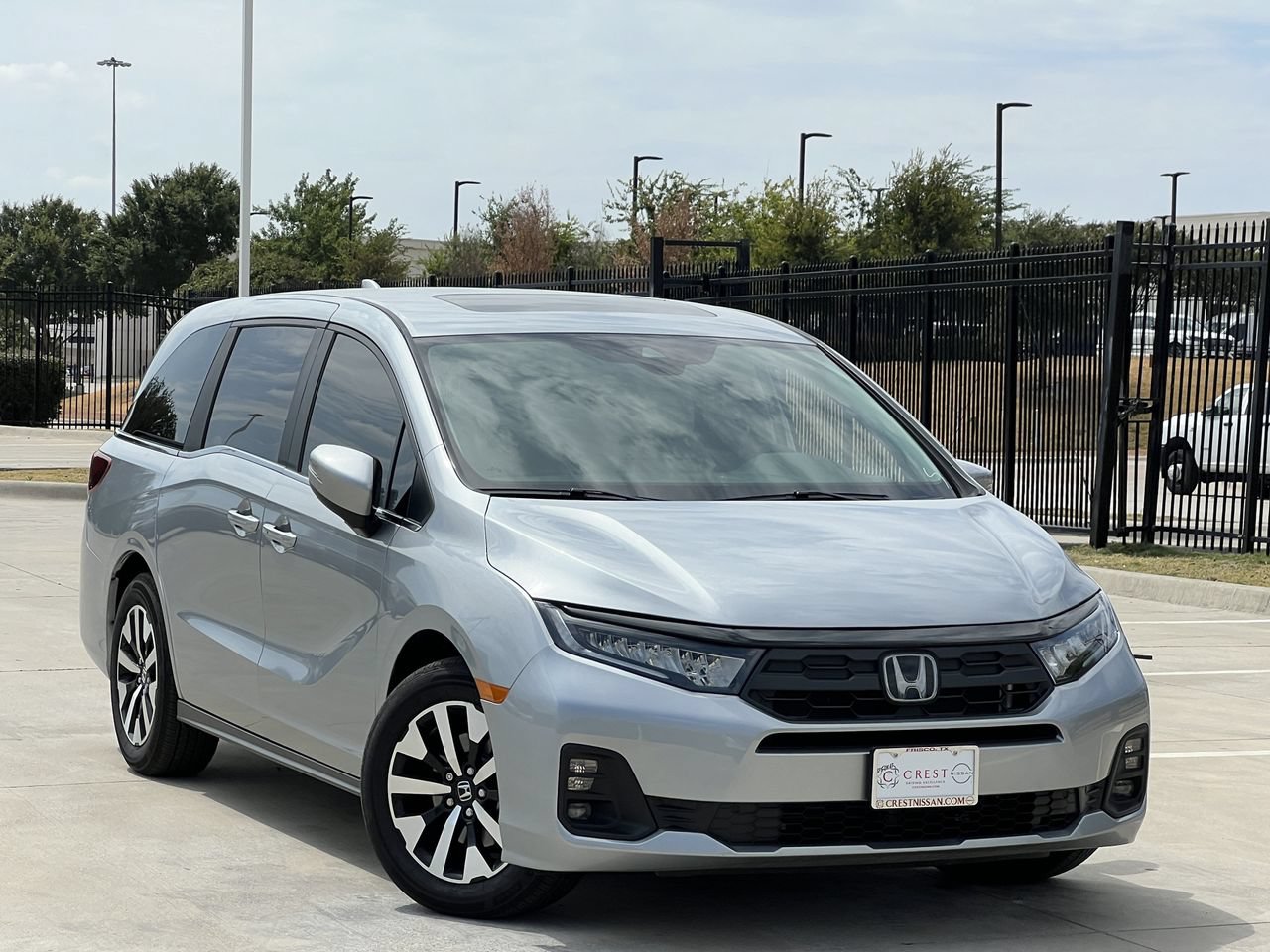Used 2026 Honda Odyssey EX-L image 2
