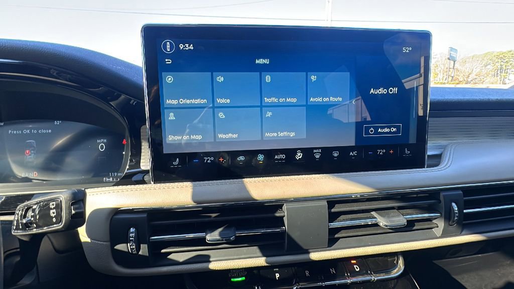 Used 2025 Lincoln Corsair FWD image 26