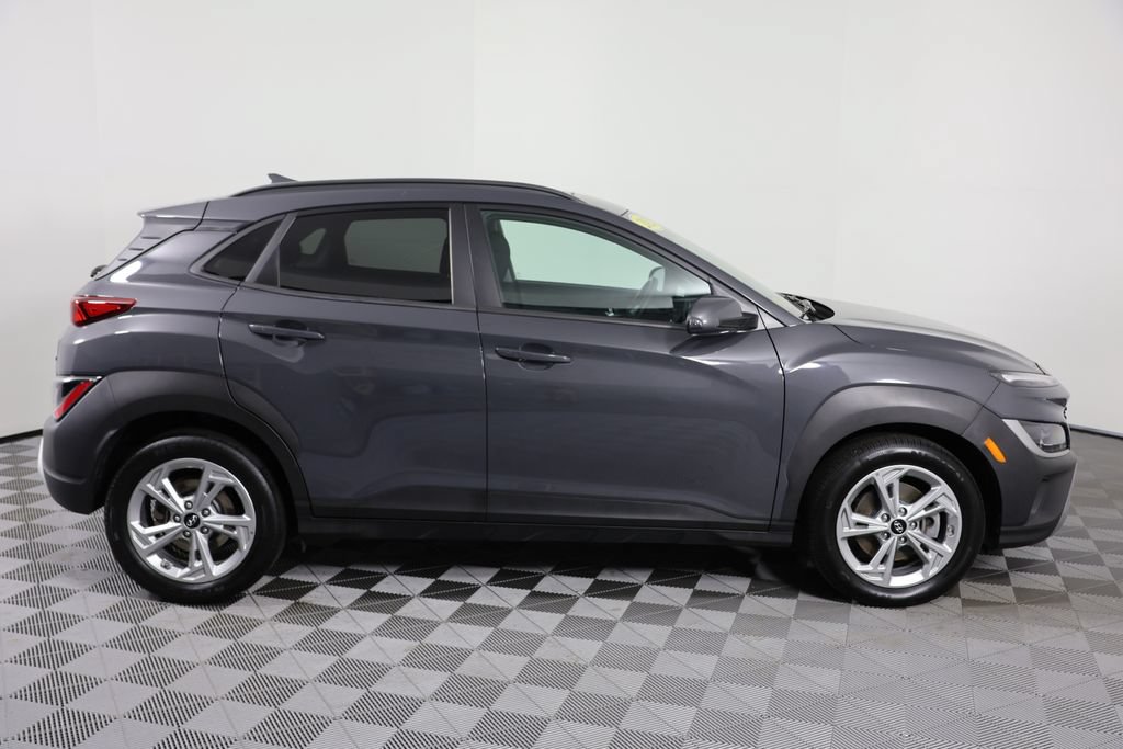 Used 2023 Hyundai Kona SEL w/ Convenience Package AWD/4WD image 9