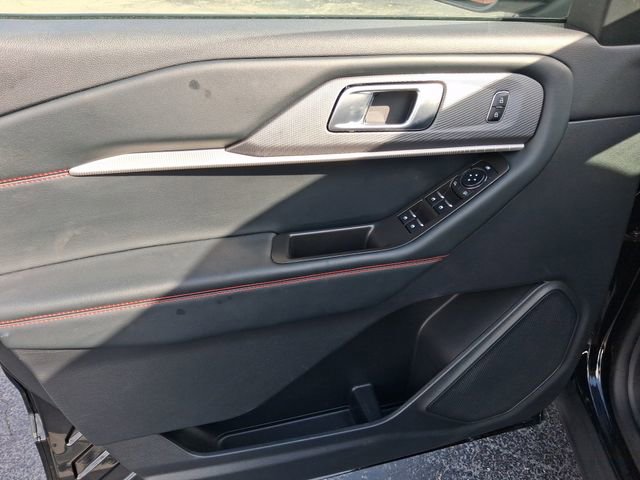 Used 2025 Ford Explorer ST-Line RWD image 13