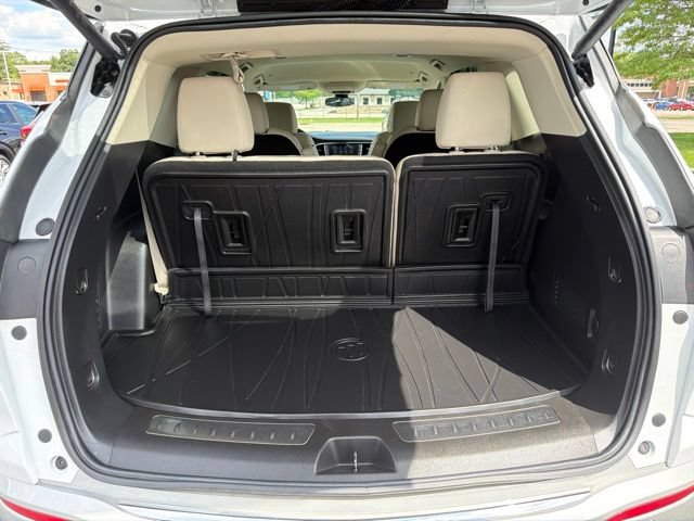 Certified 2024 Buick Enclave Essence w/ Trailering Package, 5000 lbs. AWD/4WD image 15