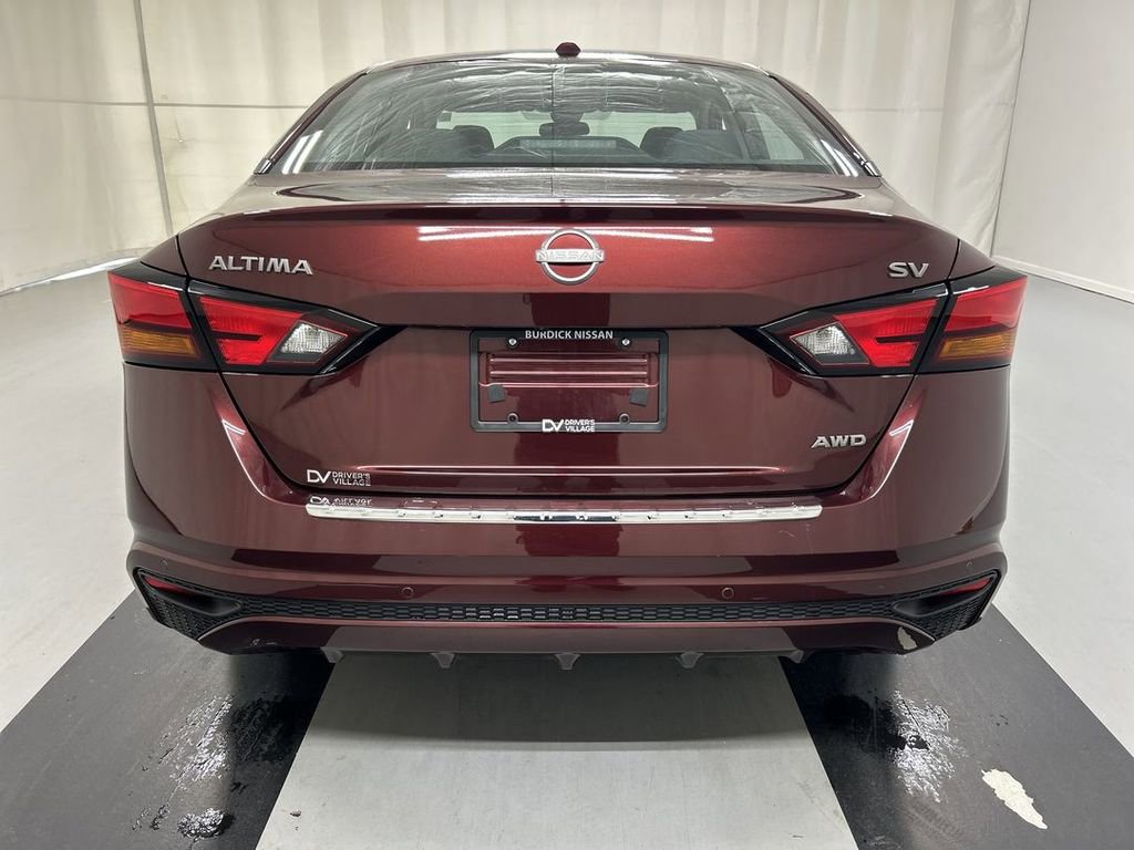 Used 2023 Nissan Altima 2.5 SV image 23