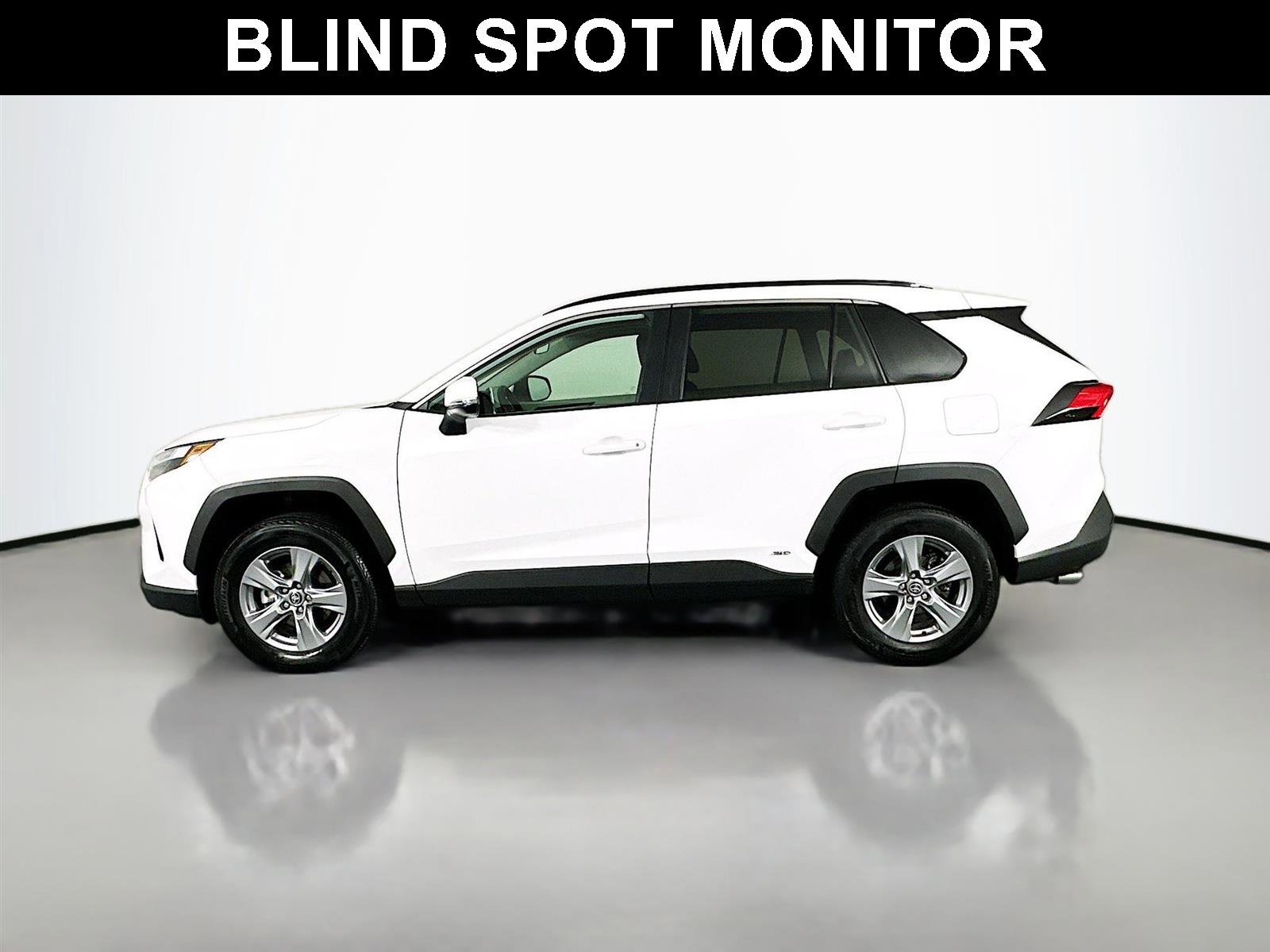 Certified 2025 Toyota RAV4 XLE image 4