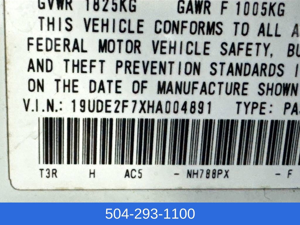 Used 2017 Acura ILX w/ Premium Package image 30