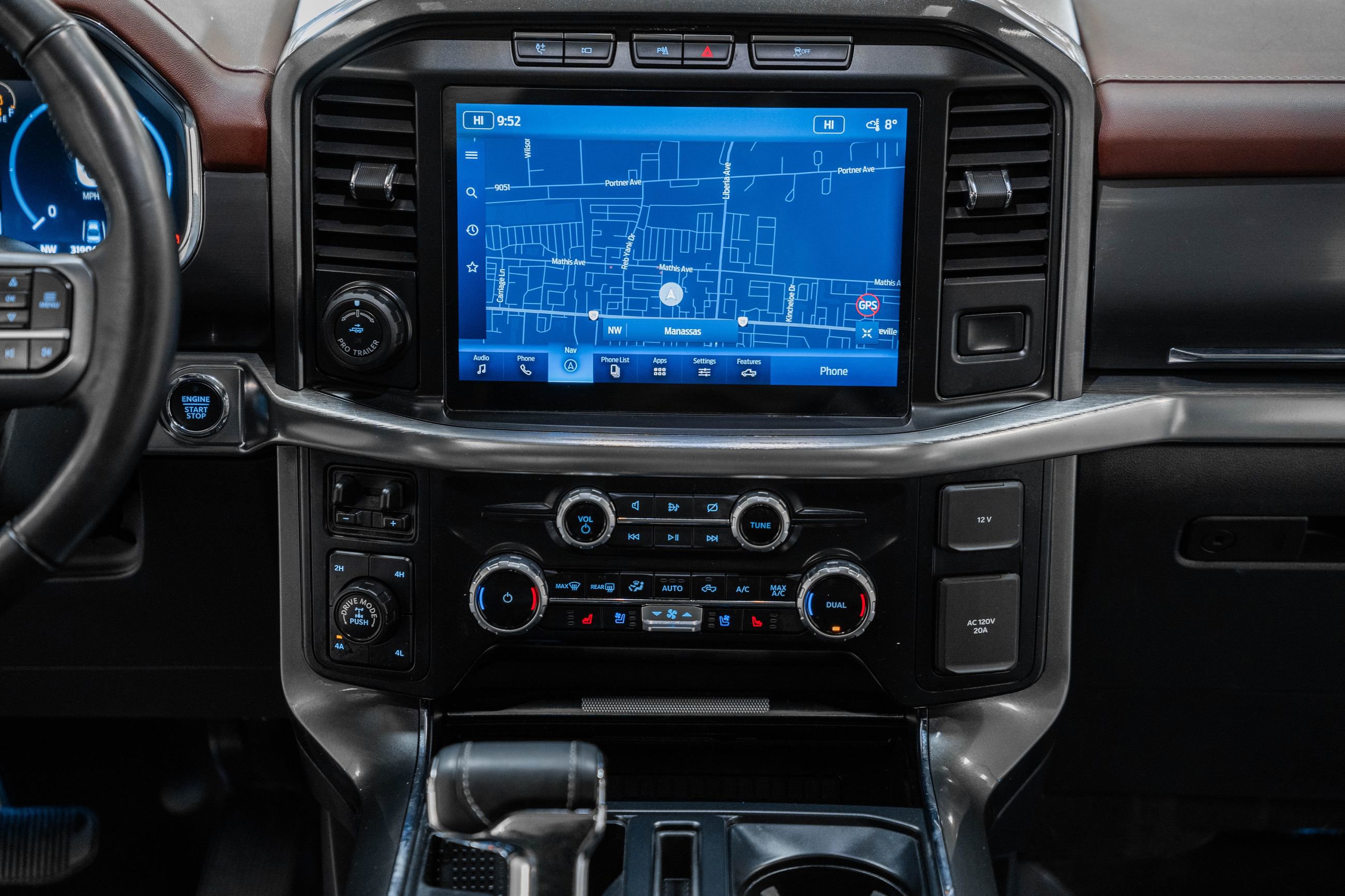 Certified 2023 Ford F150 Lariat w/ Equipment Group 502A High image 29