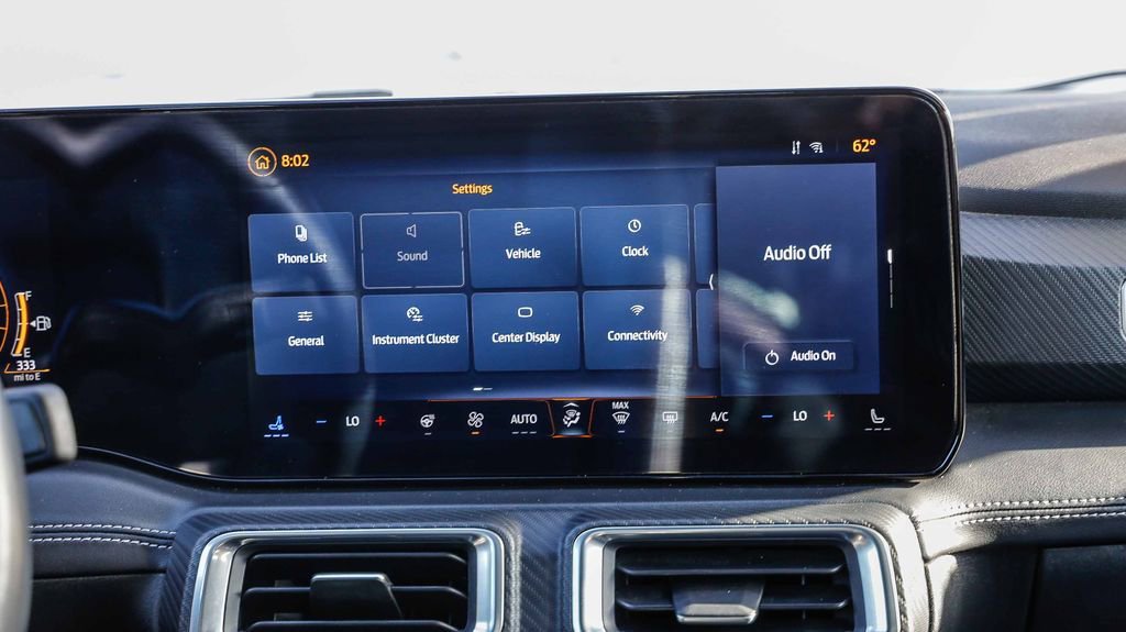 Used 2025 Ford Mustang Premium RWD image 17