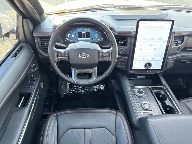 Used 2022 Ford Expedition Max Limited image 11