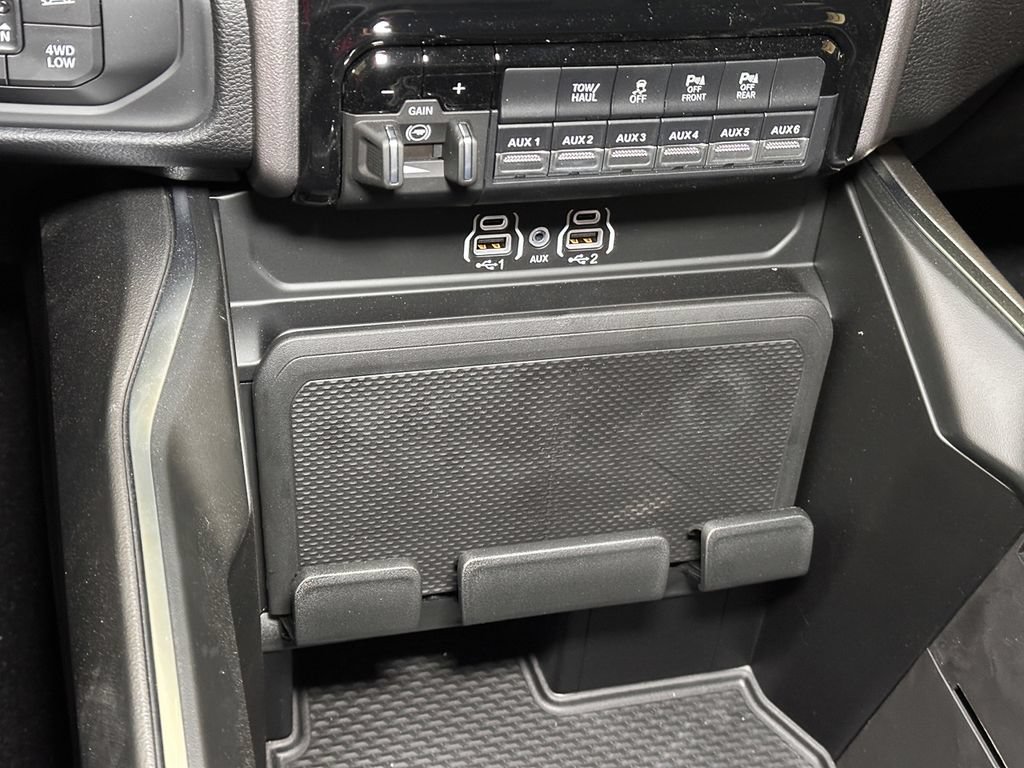 New 2026 RAM 2500 Big Horn AWD/4WD image 27