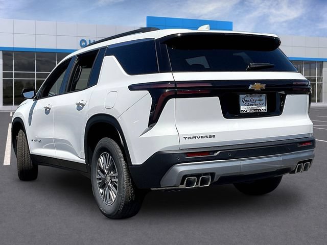 New 2026 Chevrolet Traverse LT w/ Driver Confidence Package FWD image 3