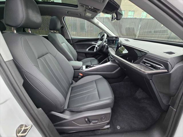 Certified 2025 Audi Q5 Premium w/ Premium Plus AWD/4WD image 11