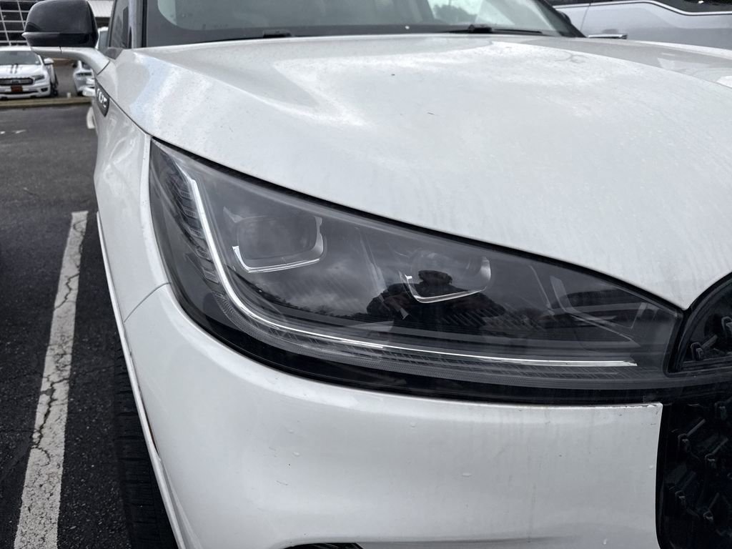 Used 2025 Lincoln Aviator Reserve w/ Equipment Group 201A image 3