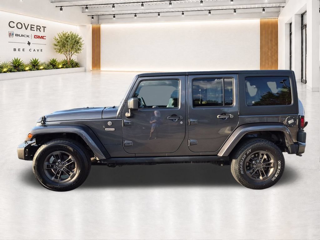 Used 2016 Jeep Wrangler Unlimited Sahara AWD/4WD image 6