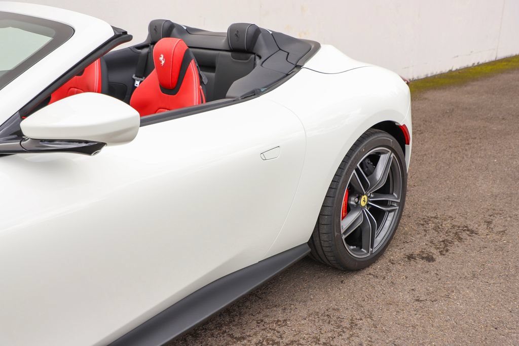 Certified 2026 Ferrari Roma Spider RWD image 69