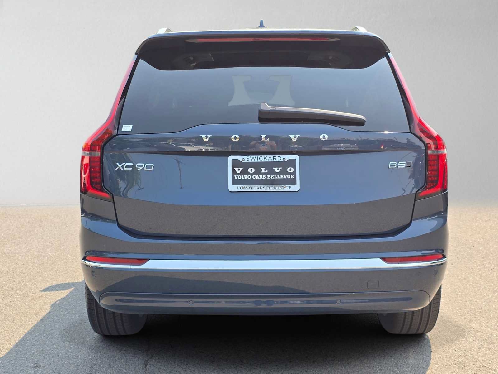 New 2026 Volvo XC90 B5 Core AWD/4WD image 4