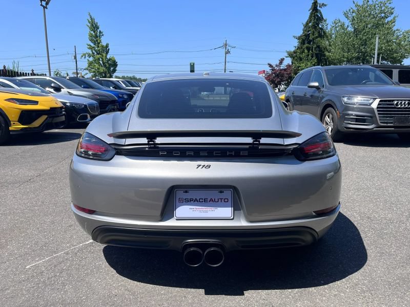 Used 2017 Porsche 718 Cayman RWD image 6